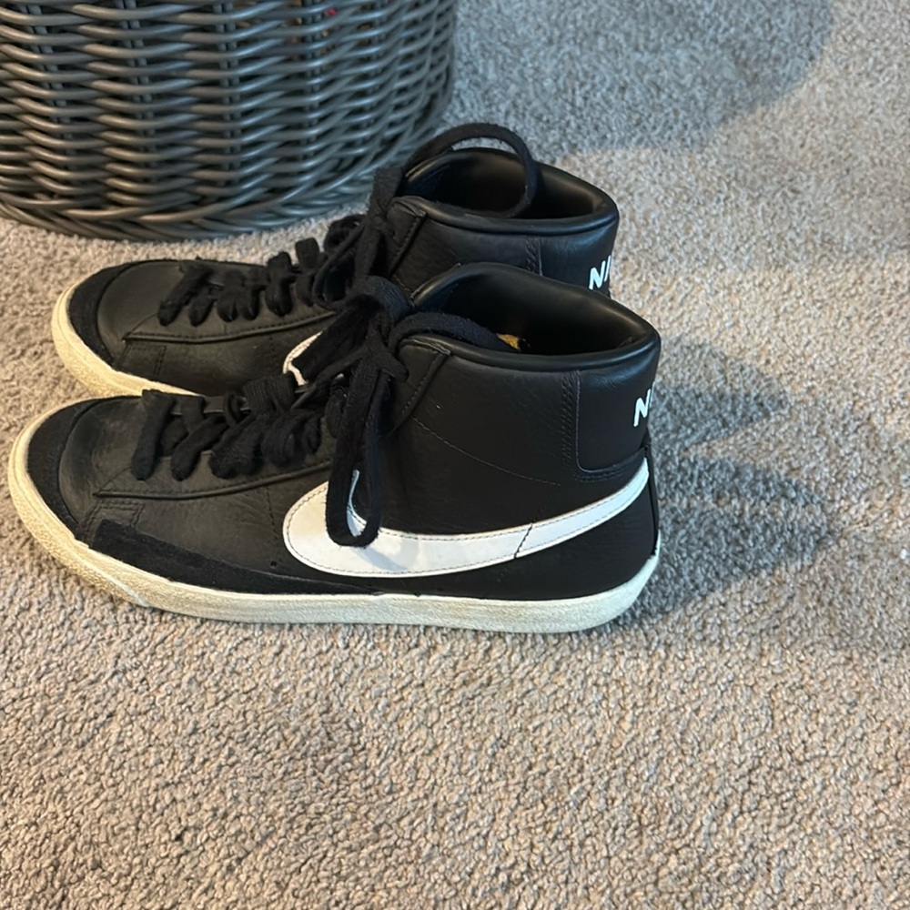 Black Nike Blazers high